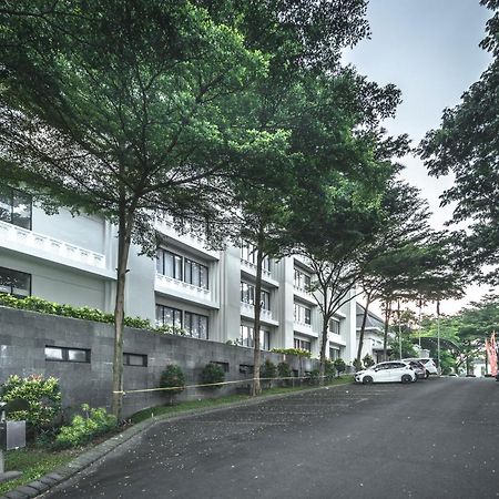 Harris Hotel & Conventions Malang Exterior foto