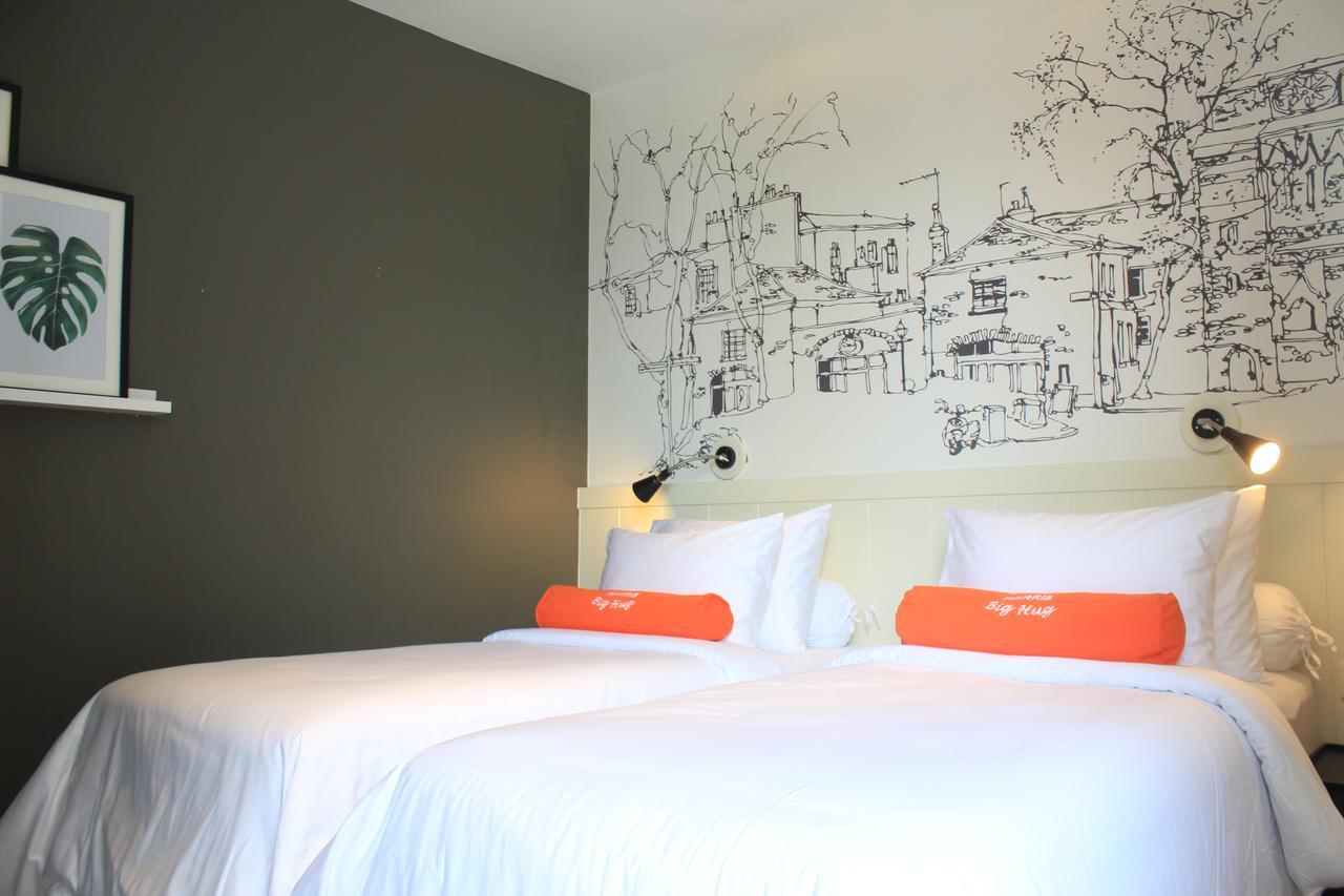 Harris Hotel & Conventions Malang Exterior foto